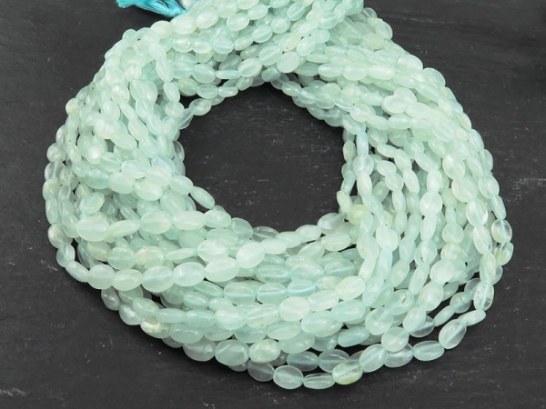 Aquamarine Smooth Oval Beads ~ Various Sizes ~ 15'' Strand