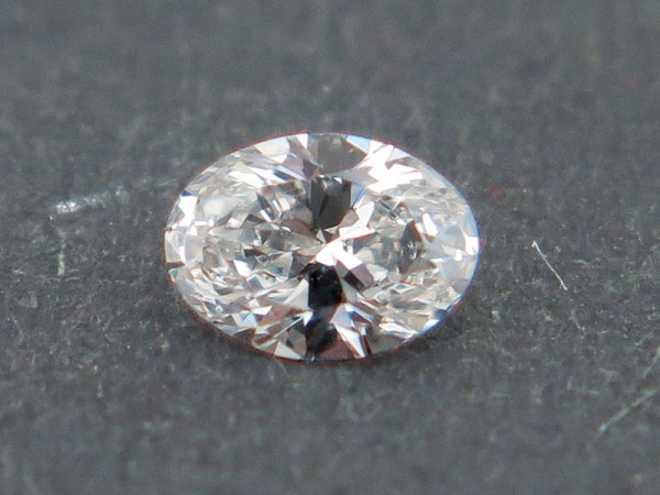 Lab Grown White Diamond Faceted Oval 4mm x 3mm