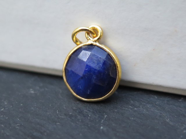 Gold Vermeil Sapphire Round Pendant 14mm