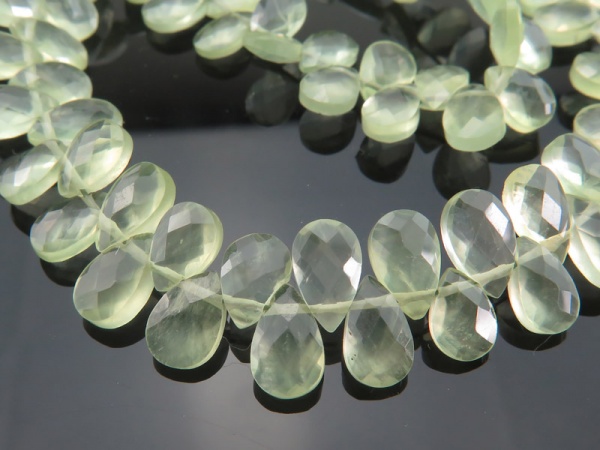 Faceted Gemstone Briolettes  8mmx10mm 9Inches SRB067 4st Excellent Quality Prehnite Onion Beads Briolettes