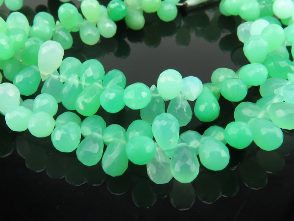 AA+ Chrysoprase Faceted Teardrop Briolettes 7-8mm ~ 8'' Strand