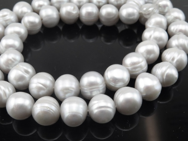 Freshwater Pearl Silver Grey Circled Baroque Beads 9mm ~ 16'' Strand