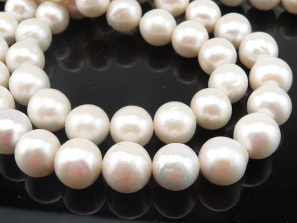 Freshwater Ming Pearl Off Round Beads 11-12mm ~ 15.5'' Strand