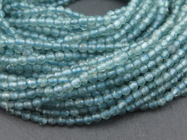 Natural Aquamarine Smooth Heart Shape Briolettes Size 9.5mm to 12.5mm 8 Inches Strand Aquamarine Heart Beads
