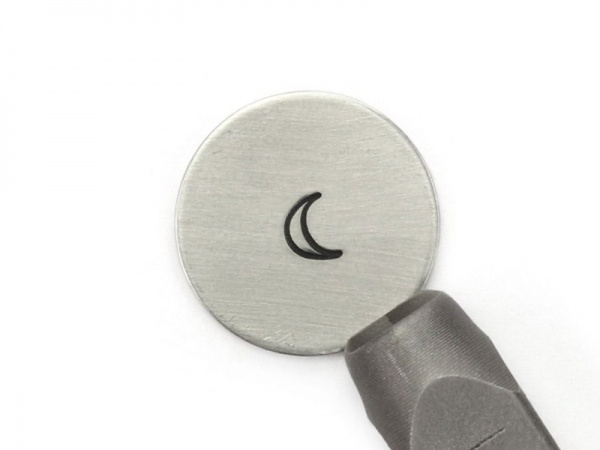 ImpressArt Crescent Moon Stamp 6mm