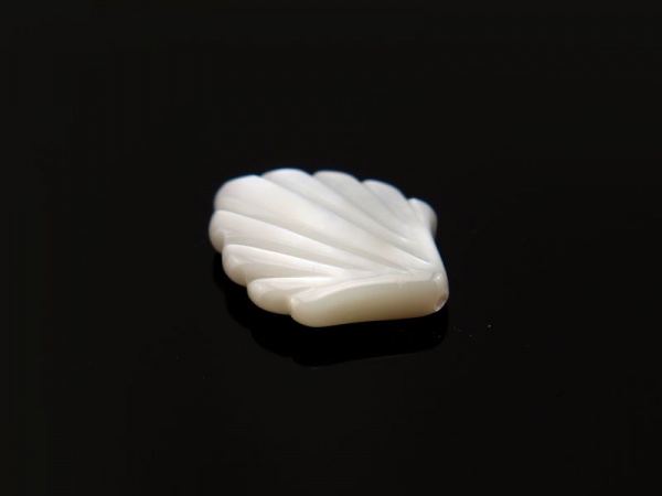Mother of Pearl Shell Bead 15mm ~ SINGLE
