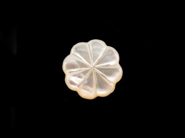 Mother of Pearl Flower Bead 14mm ~ SINGLE