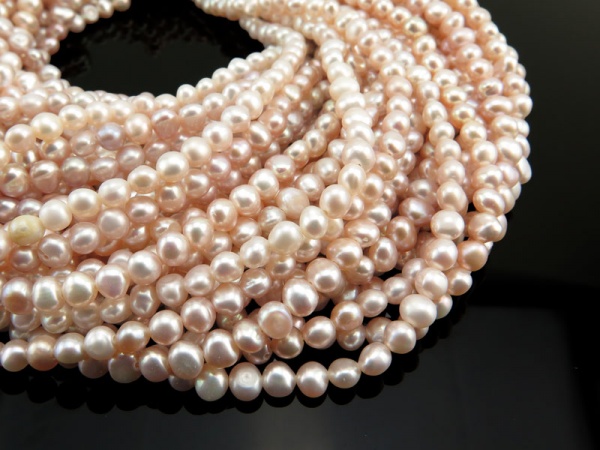 Freshwater Pearl Rose Cross Drilled Beads 4-4.5mm ~ 15'' Strand