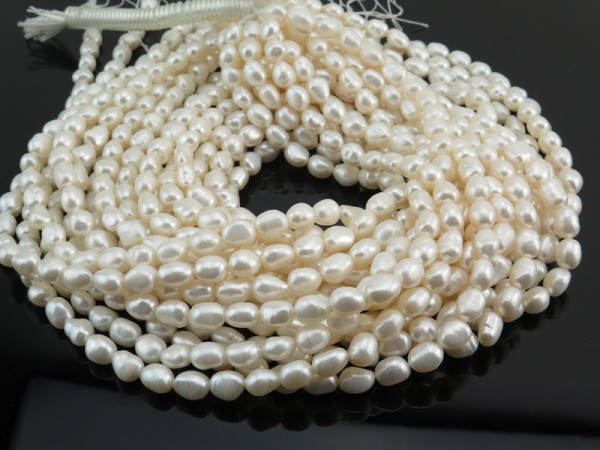 Freshwater Pearl Ivory Long Nugget Beads 9-10mm ~ 15.5'' Strand