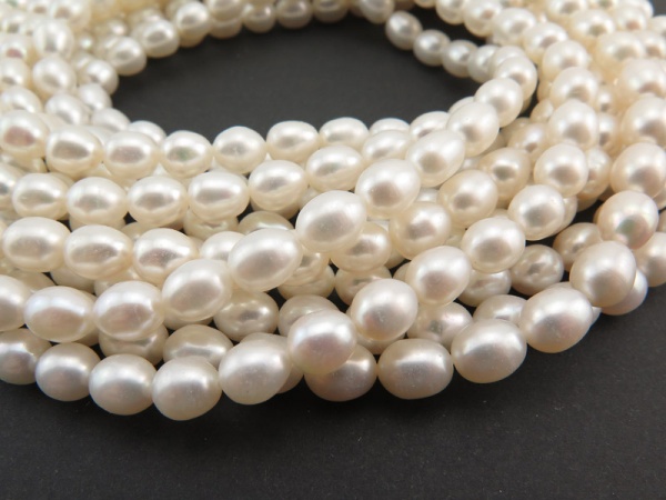 Freshwater Pearl Ivory Rice Beads 7-8mm ~ 16'' Strand