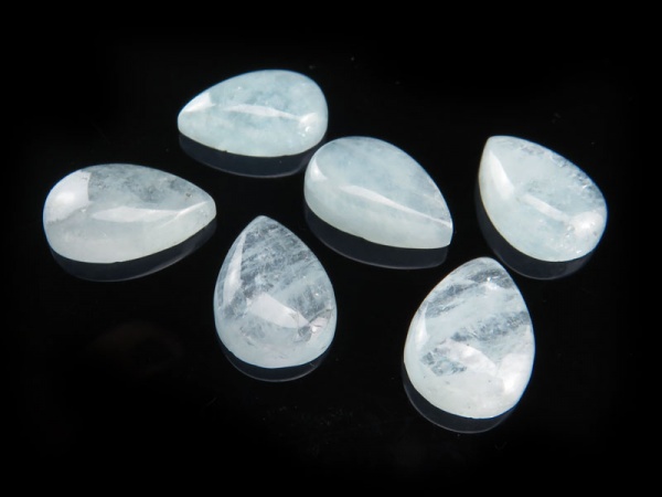 Aquamarine Pear Cabochon 15mm