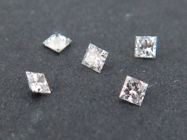 Lab Grown White Diamond Faceted Princess 3mm