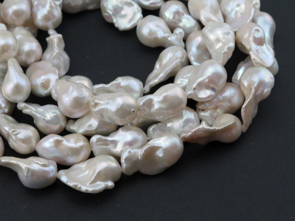 Freshwater Pearl Ivory Baroque Beads 16-20mm ~ 15'' Strand