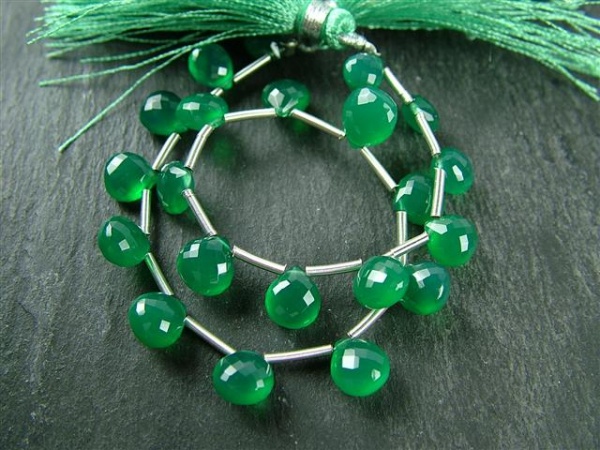 AA+ Green Onyx Micro-Faceted Heart Briolettes ~ Various Sizes