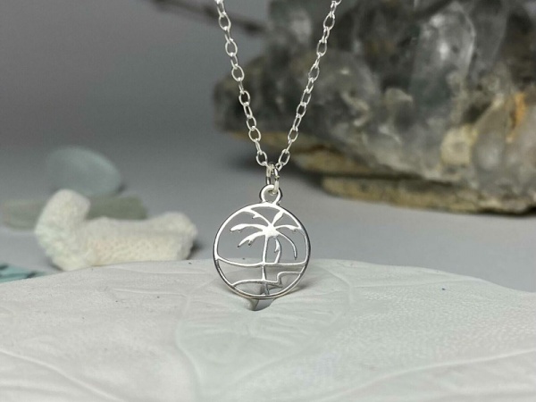 Sterling Silver Palm Pendant 13.5mm