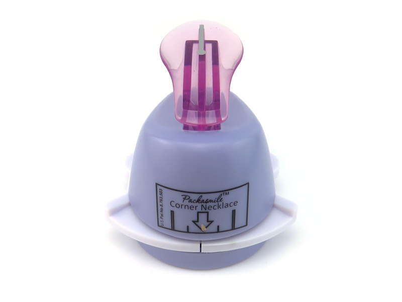 Corner Necklace Card Punch