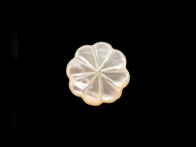 Mother of Pearl Flower Bead 14mm ~ SINGLE