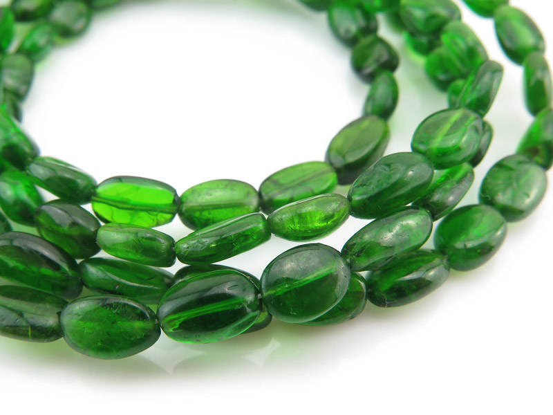 AA Chrome Diopside Smooth Oval Beads 5.5-9mm ~ 18'' Strand