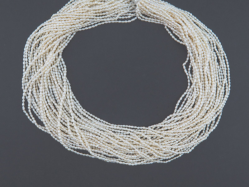 Freshwater Pearl Ivory Baroque Rice Beads 2.5-3mm ~ 16