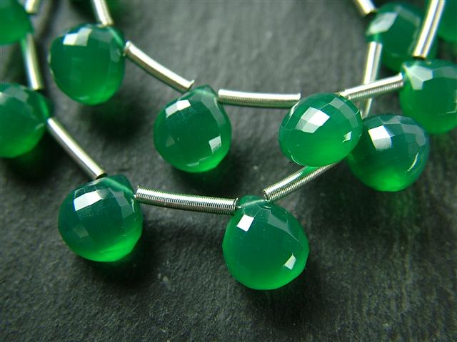 AA+ Green Onyx Micro-Faceted Heart Briolettes ~ Various Sizes