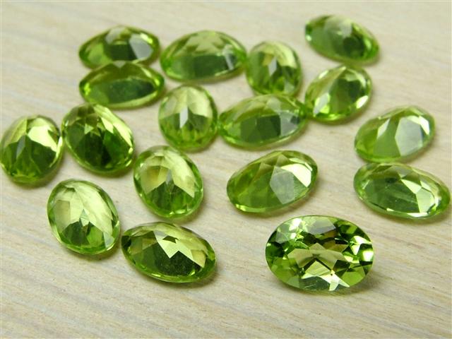 Peridot Faceted Oval ~ Various Sizes